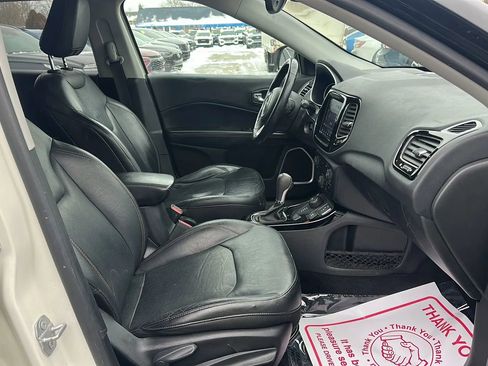 Used 2018 Jeep Compass Limited w/ Navigation Group image 17