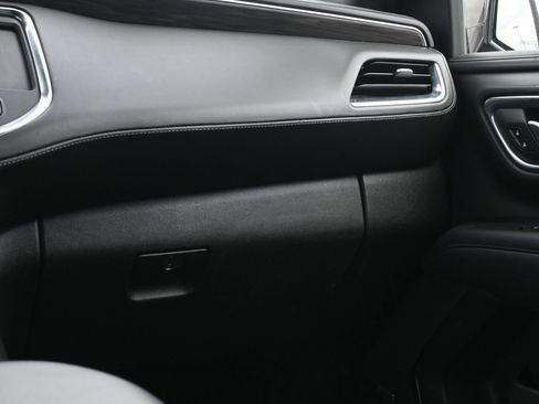 Used 2023 Chevrolet Tahoe Z71 AWD/4WD image 9
