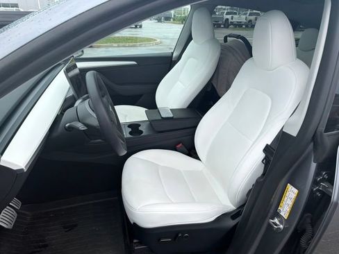 Used 2025 Tesla Model Y Performance AWD/4WD image 10