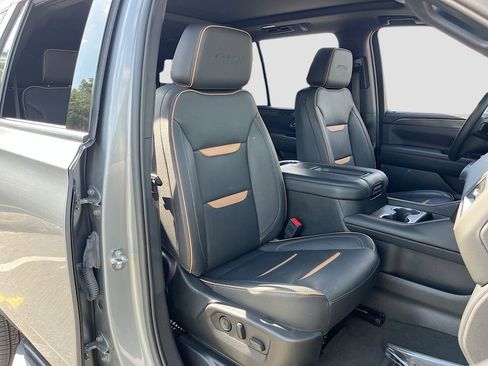 Used 2023 GMC Yukon AT4 AWD/4WD image 31