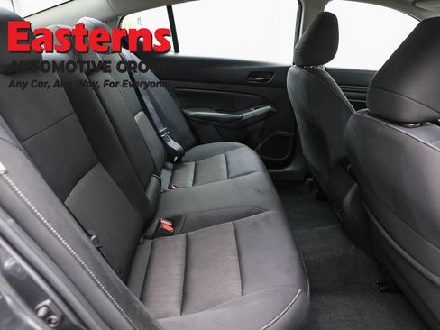 Used 2024 Nissan Altima 2.5 SV FWD image 23