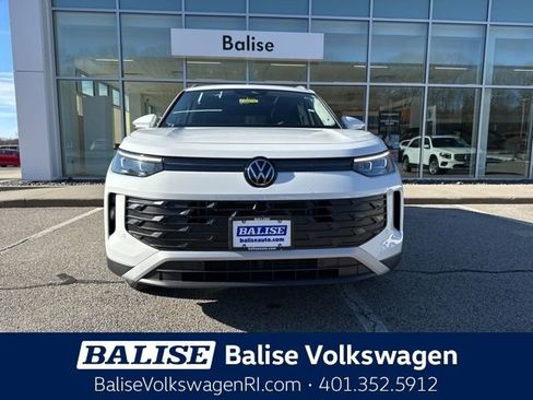 New 2026 Volkswagen Tiguan SE AWD/4WD image 2