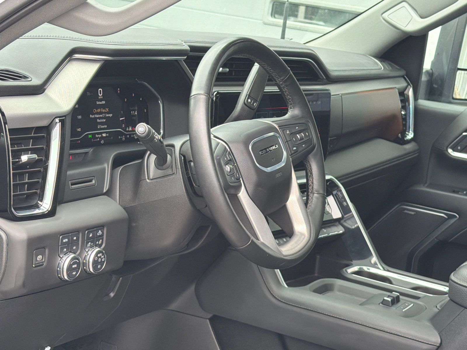 Used 2024 GMC Sierra 3500 Denali AWD/4WD image 19