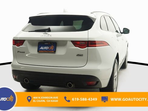 Used 2019 Jaguar F-PACE R-Sport AWD/4WD image 10