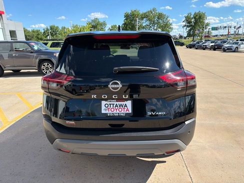 Used 2023 Nissan Rogue SV AWD/4WD image 6