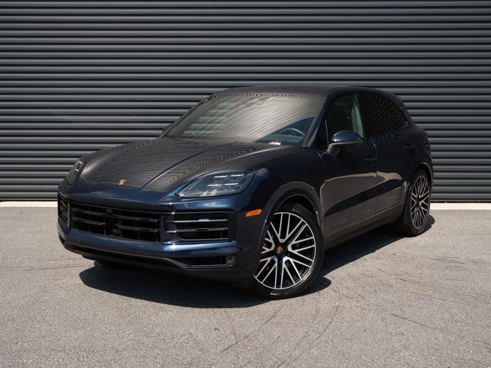 Used 2026 Porsche Cayenne S AWD/4WD image 1