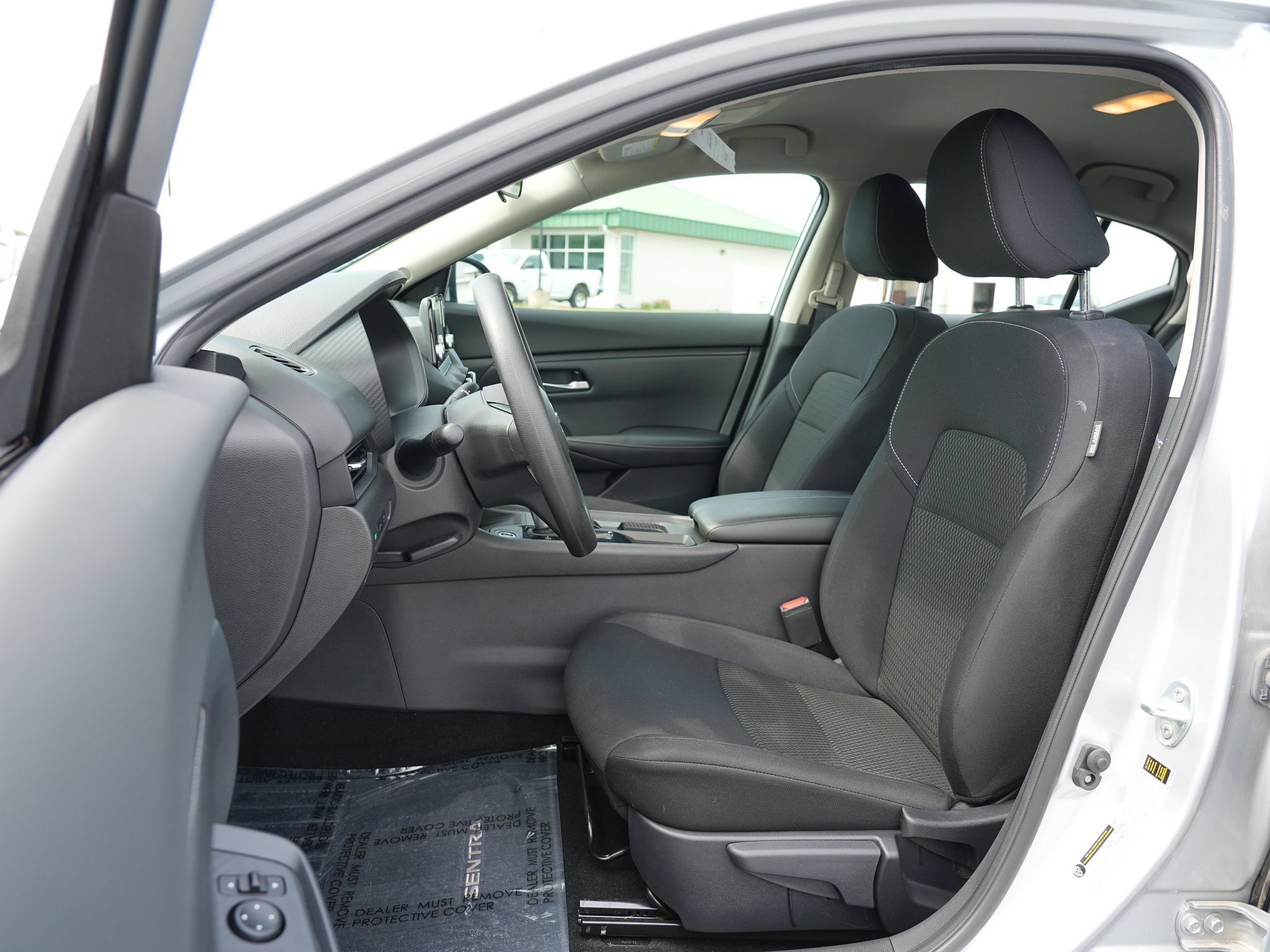 Used 2021 Nissan Sentra S FWD image 13