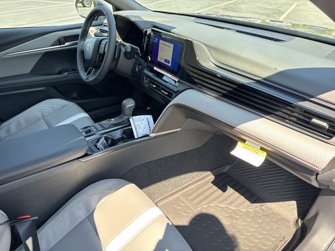 New 2026 Toyota Camry SE image 35