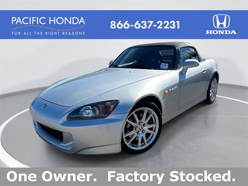 Used 2004 Honda S2000 image 1