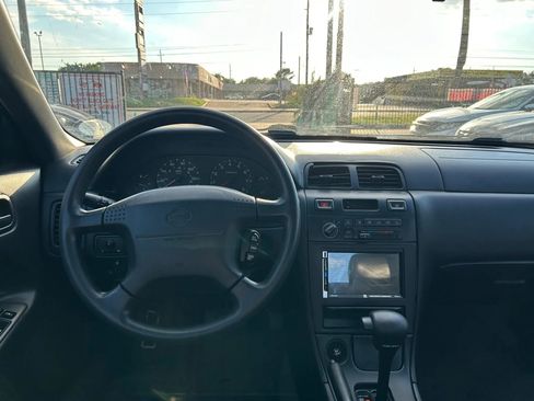 Used 1999 Nissan Maxima SE FWD image 20