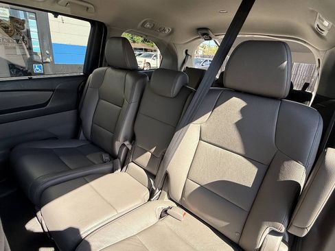 Used 2016 Honda Odyssey EX-L image 16