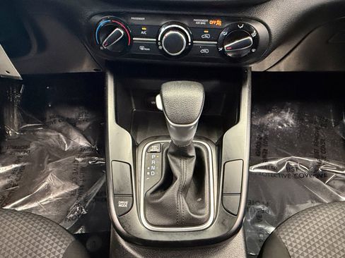 Used 2023 Kia Soul LX w/ Option Group 015 FWD image 22