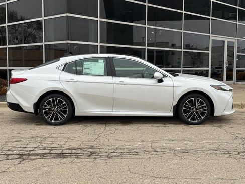 New 2026 Toyota Camry XLE AWD/4WD image 2