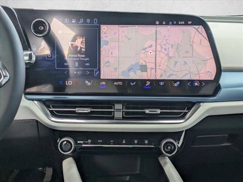 New 2026 Chevrolet Equinox EV LT image 13