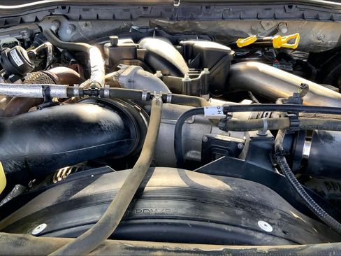 Used 2019 Ford F250 Lariat w/ Lariat Ultimate Package AWD/4WD image 33