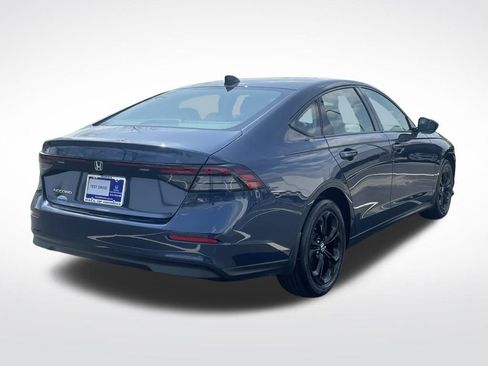 Used 2025 Honda Accord SE image 6