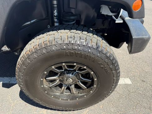 Used 2016 Jeep Wrangler Sport w/ Trailer Tow Group AWD/4WD image 18