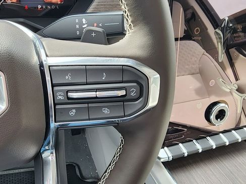 New 2026 GMC Acadia Denali w/ Super Cruise Package FWD image 22