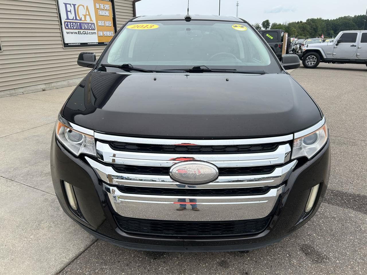 Used 2013 Ford Edge Limited w/ Class II Trailer Tow Pkg AWD/4WD image 2