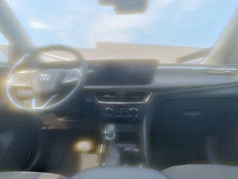 Used 2025 Buick Encore GX Preferred FWD image 24
