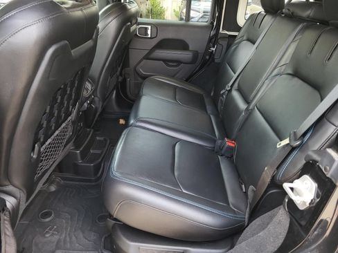 Used 2021 Jeep Wrangler Unlimited Rubicon 4xe w/ Cold Weather Group AWD/4WD image 14