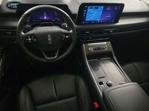 Used 2025 Lincoln Aviator Reserve w/ Jet Appearance Package AWD/4WD image 32