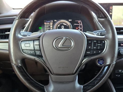 Used 2020 Lexus ES 300h w/ Premium Package FWD image 21