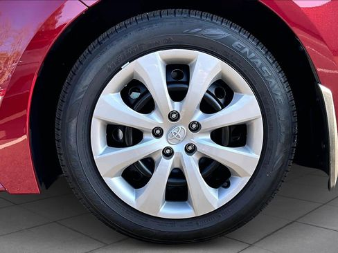 Certified 2025 Toyota Corolla LE image 10