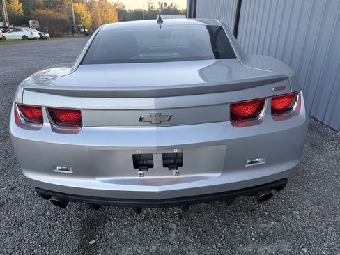 Used 2010 Chevrolet Camaro SS w/ RS Package image 5
