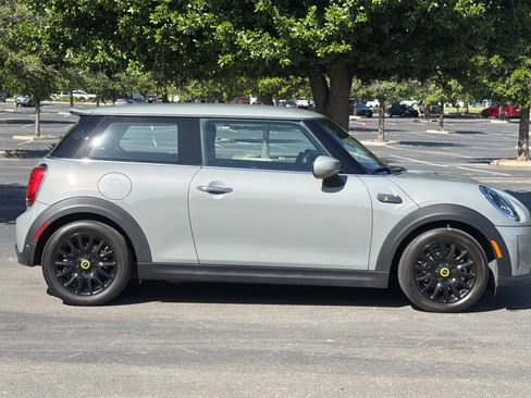 Used 2023 MINI Cooper SE FWD image 3