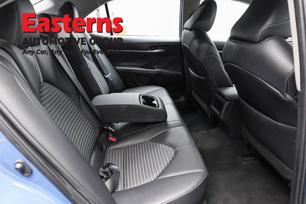 Used 2023 Toyota Camry SE FWD image 22