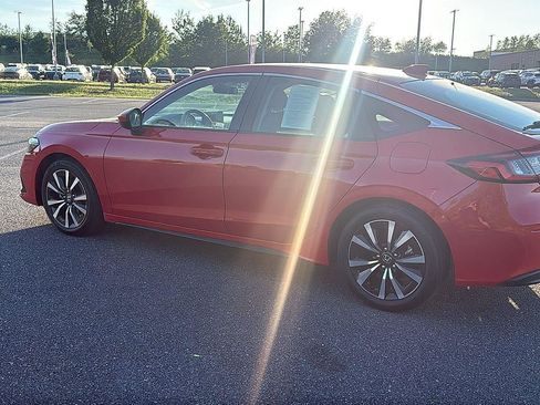 Used 2023 Honda Civic EX-L image 10