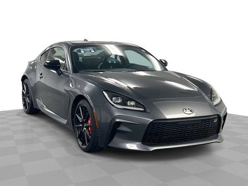 Used 2025 Toyota GR86 Premium RWD image 1