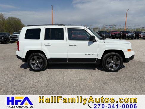 Used 2015 Jeep Patriot High Altitude image 8