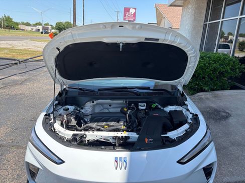 Used 2025 Buick Envista Preferred FWD image 31