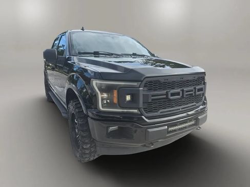 Used 2019 Ford F150 XLT w/ Equipment Group 302A Luxury AWD/4WD image 10