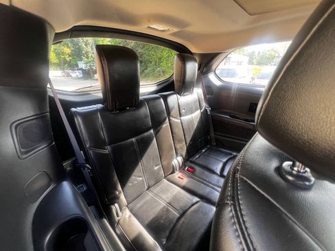 Used 2014 Nissan Pathfinder SL w/ SL Premium Package FWD image 11