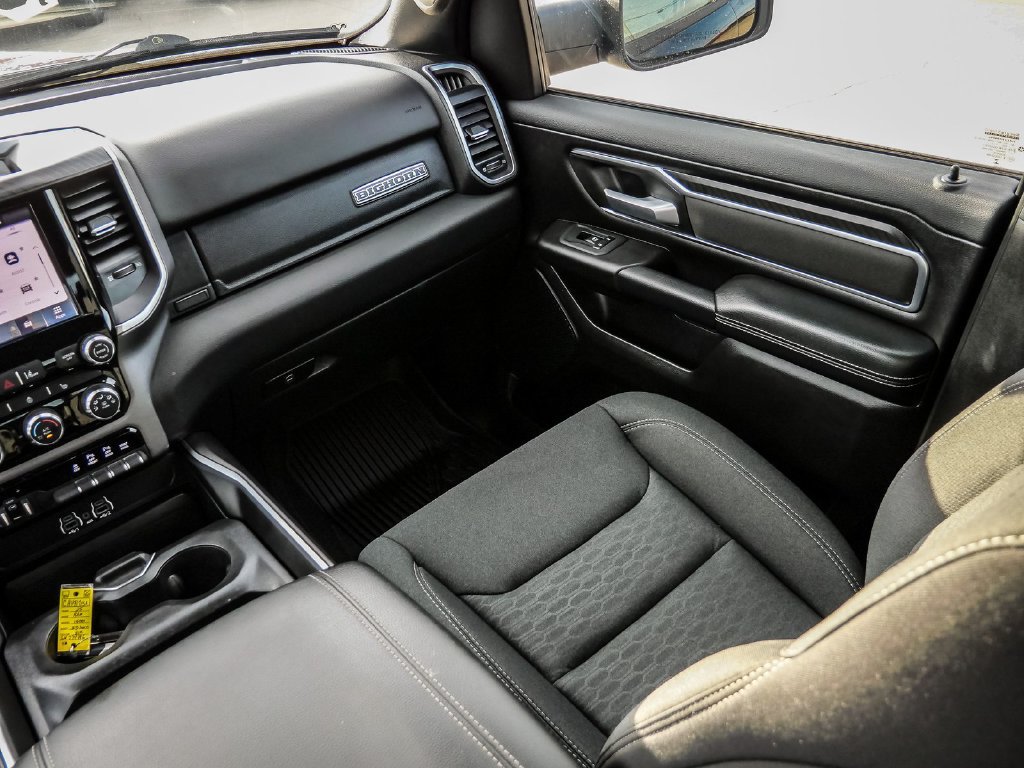 Used 2025 RAM 1500 Big Horn AWD/4WD image 30