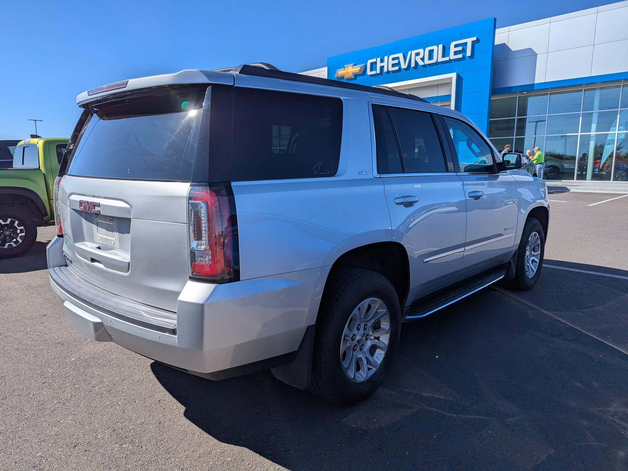 Used 2018 GMC Yukon SLT w/ Open Road Package AWD/4WD image 6