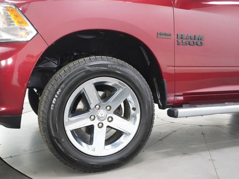 Used 2014 RAM 1500 Express image 25