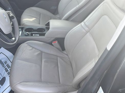 Certified 2020 Lincoln Corsair Reserve w/ Equipment Group 201A image 19