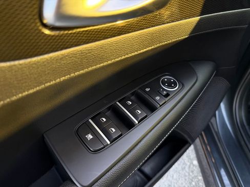 Used 2024 Kia Forte GT-Line image 12