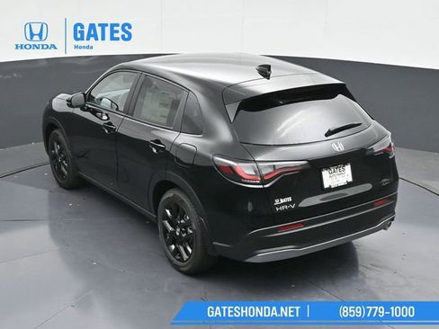 Used 2025 Honda HR-V Sport image 52