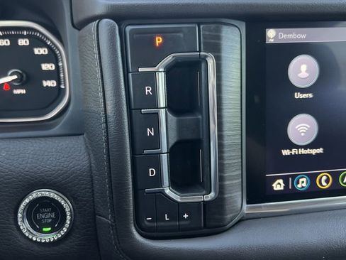 Used 2021 GMC Yukon Denali w/ Denali Premium Package image 21