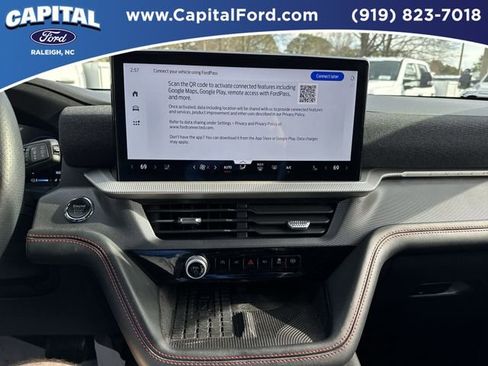 Certified 2025 Ford Explorer ST-Line w/ Premium Package image 23