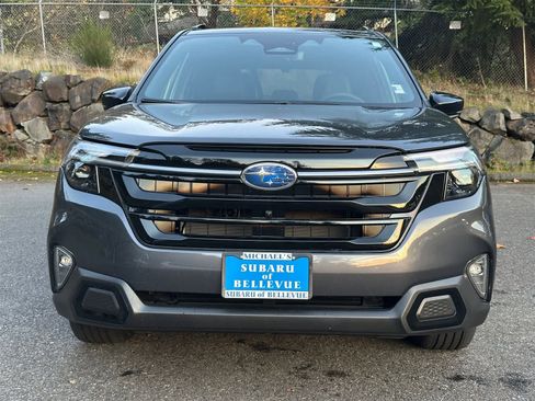 New 2025 Subaru Forester Touring image 5