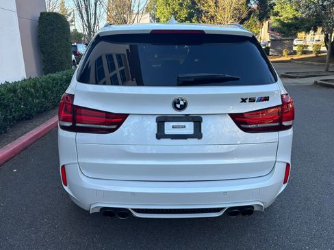 Used 2016 BMW X5 M w/ Executive Package image 5