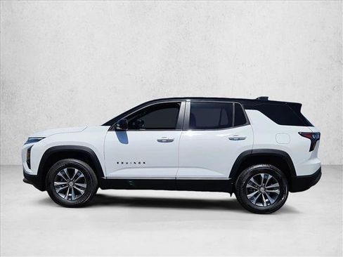 New 2026 Chevrolet Equinox LT w/ Convenience Package II FWD image 5