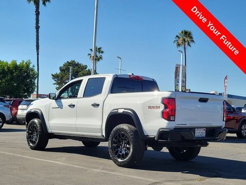 Used 2023 Chevrolet Colorado Trail Boss w/ Advanced Trailering Package AWD/4WD image 2