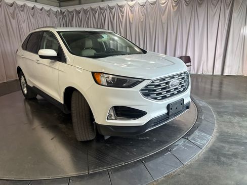 Used 2022 Ford Edge SEL w/ Convenience Package AWD/4WD image 3